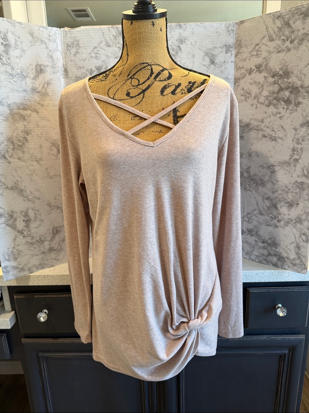 Women’s Crisscross Knot Front Long Sleeve Top - Blush